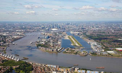 英国的不动产登记应如何办理？