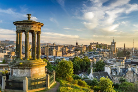 英国房产市场复苏，带动零售销售增长