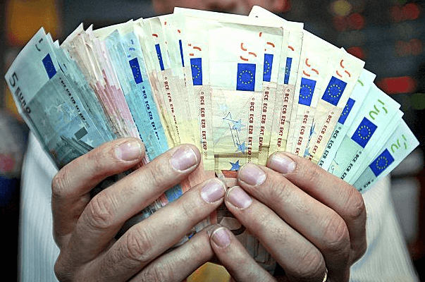 英国买房换汇，应注意这些事