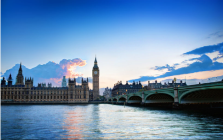 英国房价六月下跌了1%