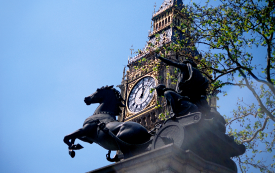 如何找到被低估的英国房产？