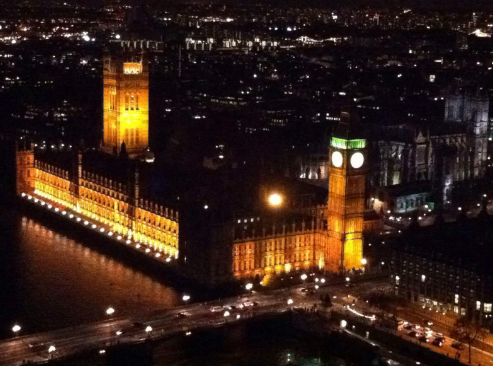 英国房产供不应求，梅姨发文呼吁”救市”